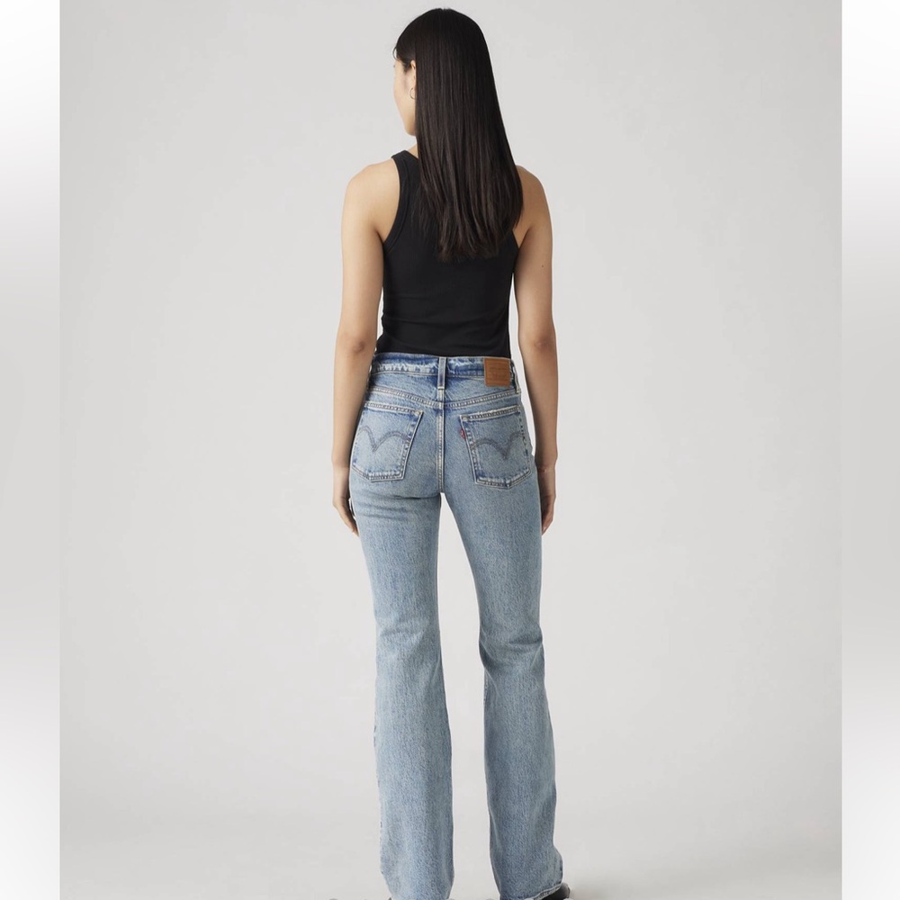 Levi’s Premium Wedge Boot Jeans 👖 - Picture 4 of 13